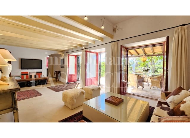5 soveværelse Finca/Landehus til salg i Ibiza by med swimmingpool garage - € 2.600.000 (Ref: 9535338)