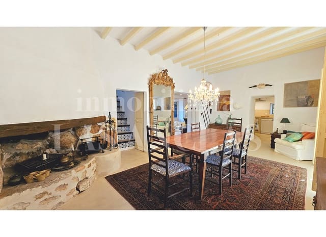 5 soveværelse Finca/Landehus til salg i Ibiza by med swimmingpool garage - € 2.600.000 (Ref: 9535338)
