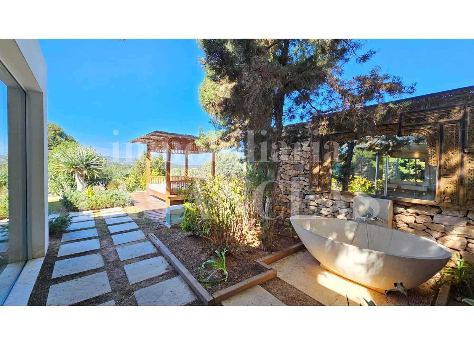 5 bedroom Villa for sale in San Jose / Sant Josep de Sa Talaia with pool garage - € 8,900,000 (Ref: 9539727)