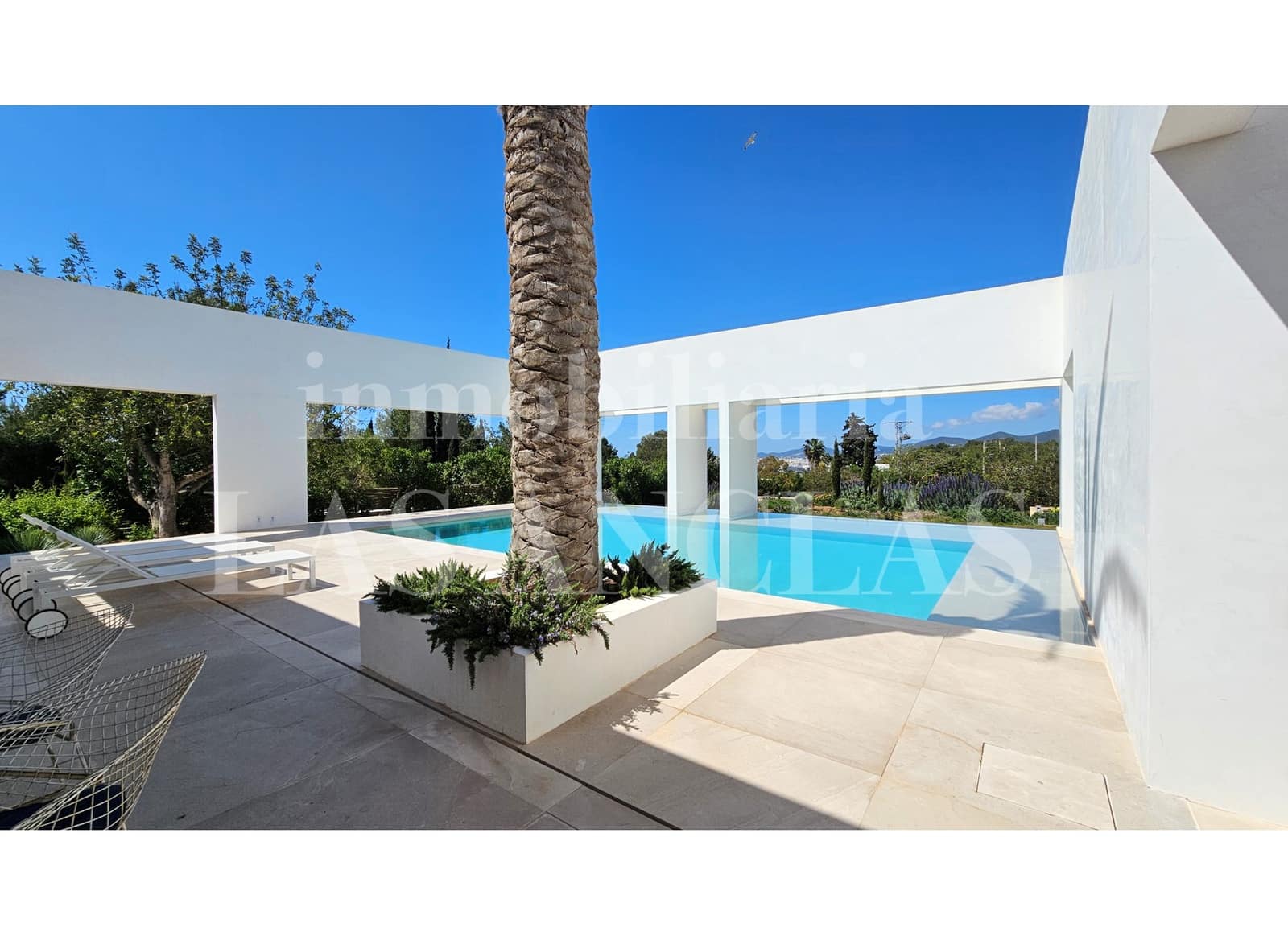 5 bedroom Villa for sale in Talamanca with pool - € 7,400,000 (Ref: 9541816)