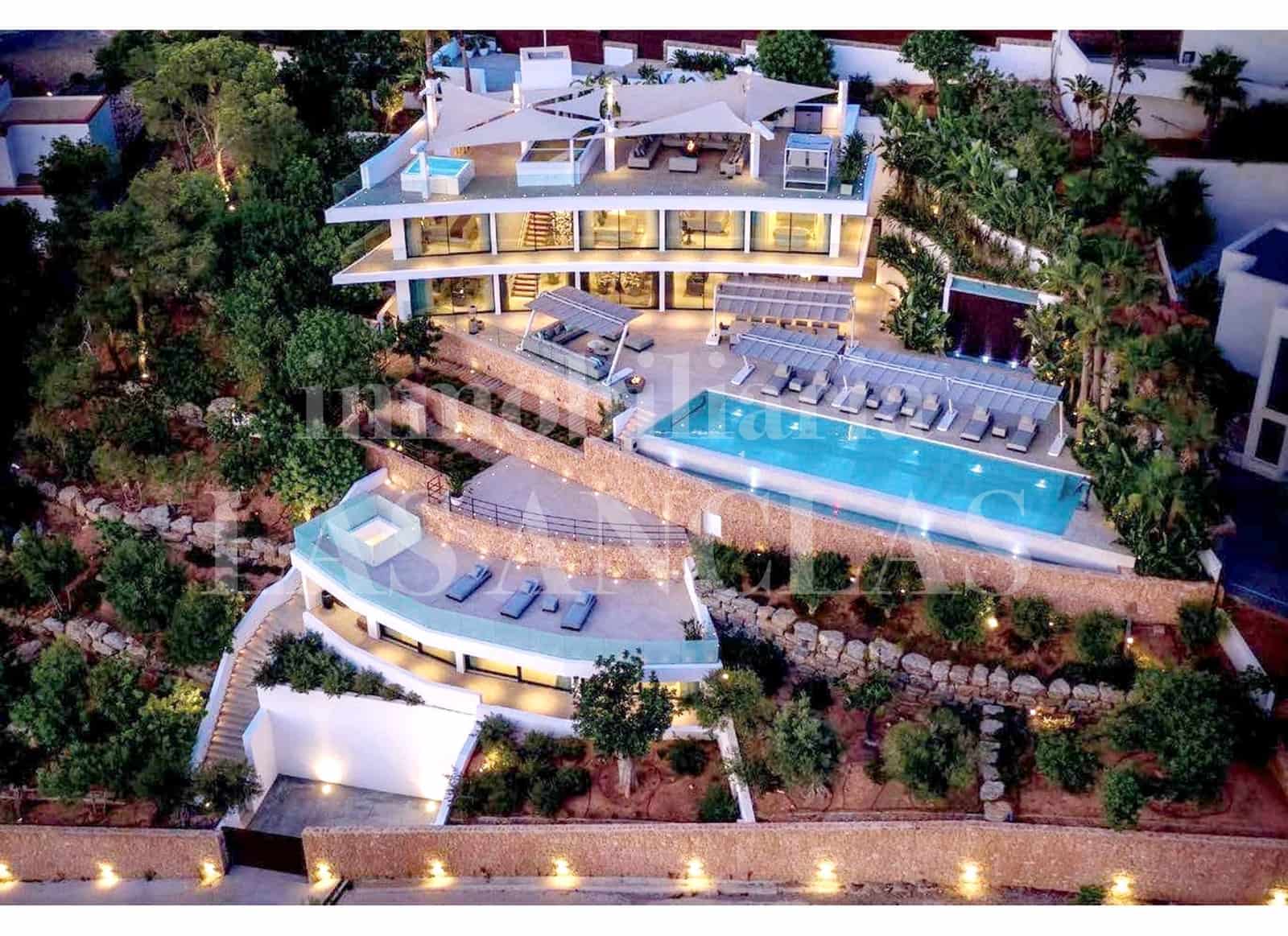 10 bedroom Villa for sale in Santa Eulalia / Santa Eularia with pool - € 9,800,000 (Ref: 9547228)