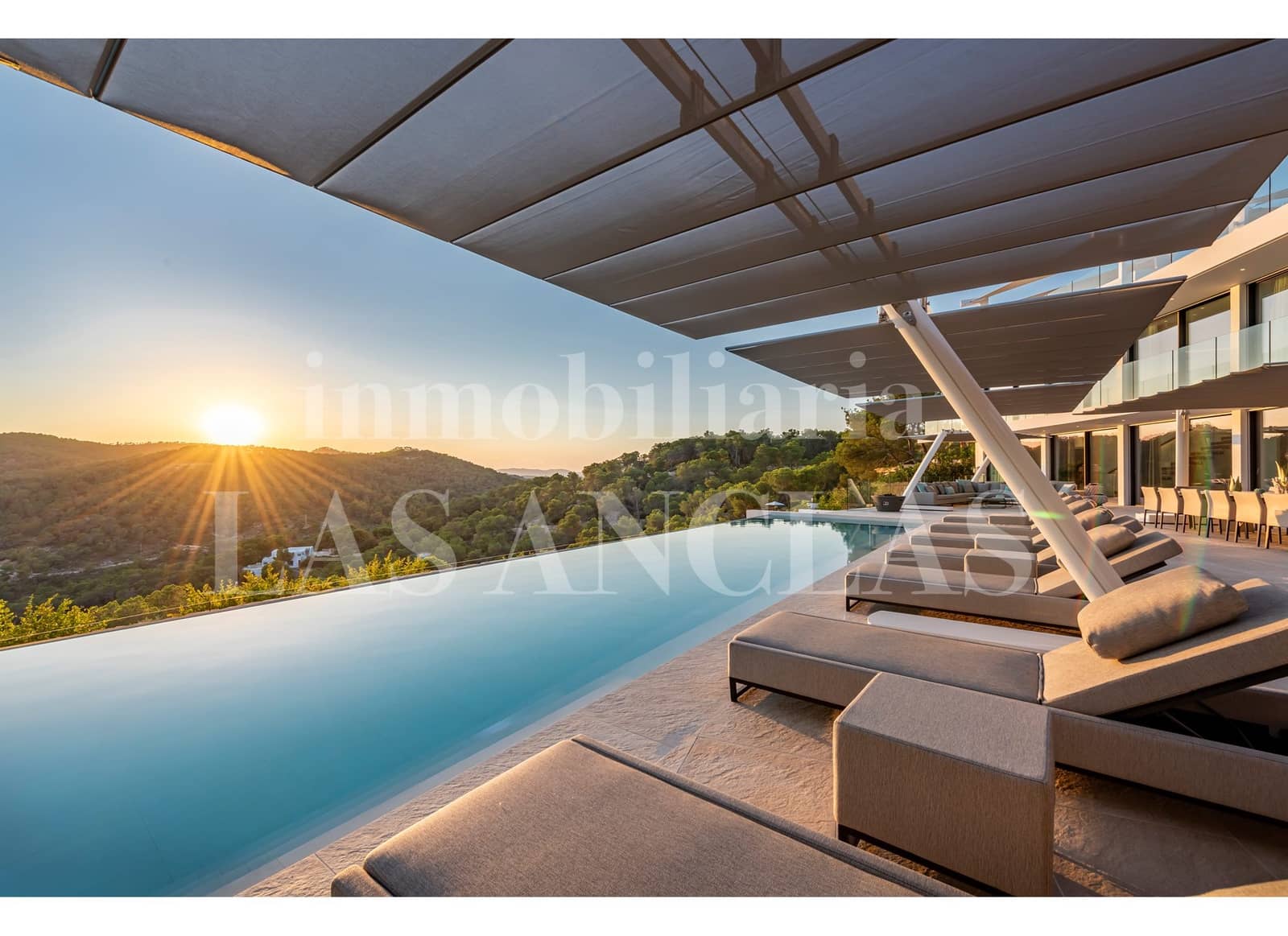 10 bedroom Villa for sale in Santa Eulalia / Santa Eularia with pool - € 9,800,000 (Ref: 9547228)