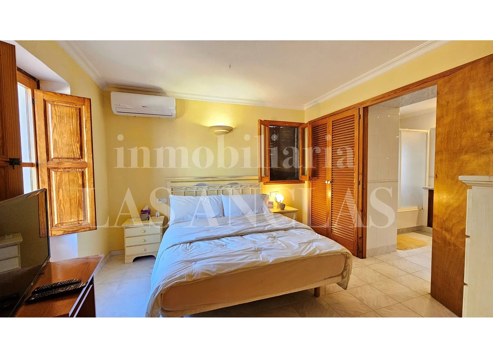 5 sypialnia Willa na sprzedaż w Nuestra Senora de Jesus z basenem garażem - 4 200 000 € (Ref: 9550362)