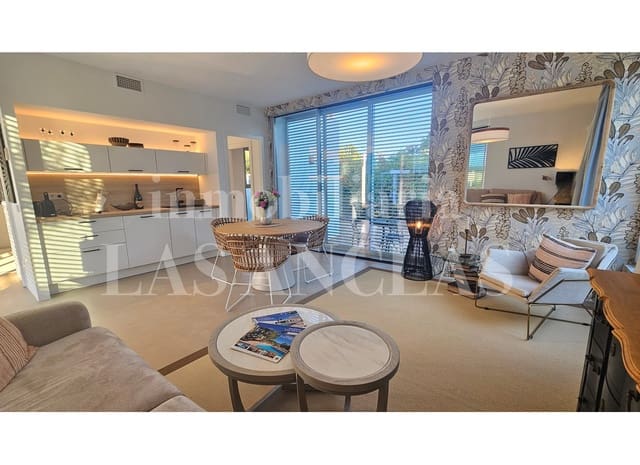 3 sovrum Villa till salu i Cala Llenya, Santa Eulalia / Santa Eularia med pool - 2 680 000 € (Ref: 9553237)