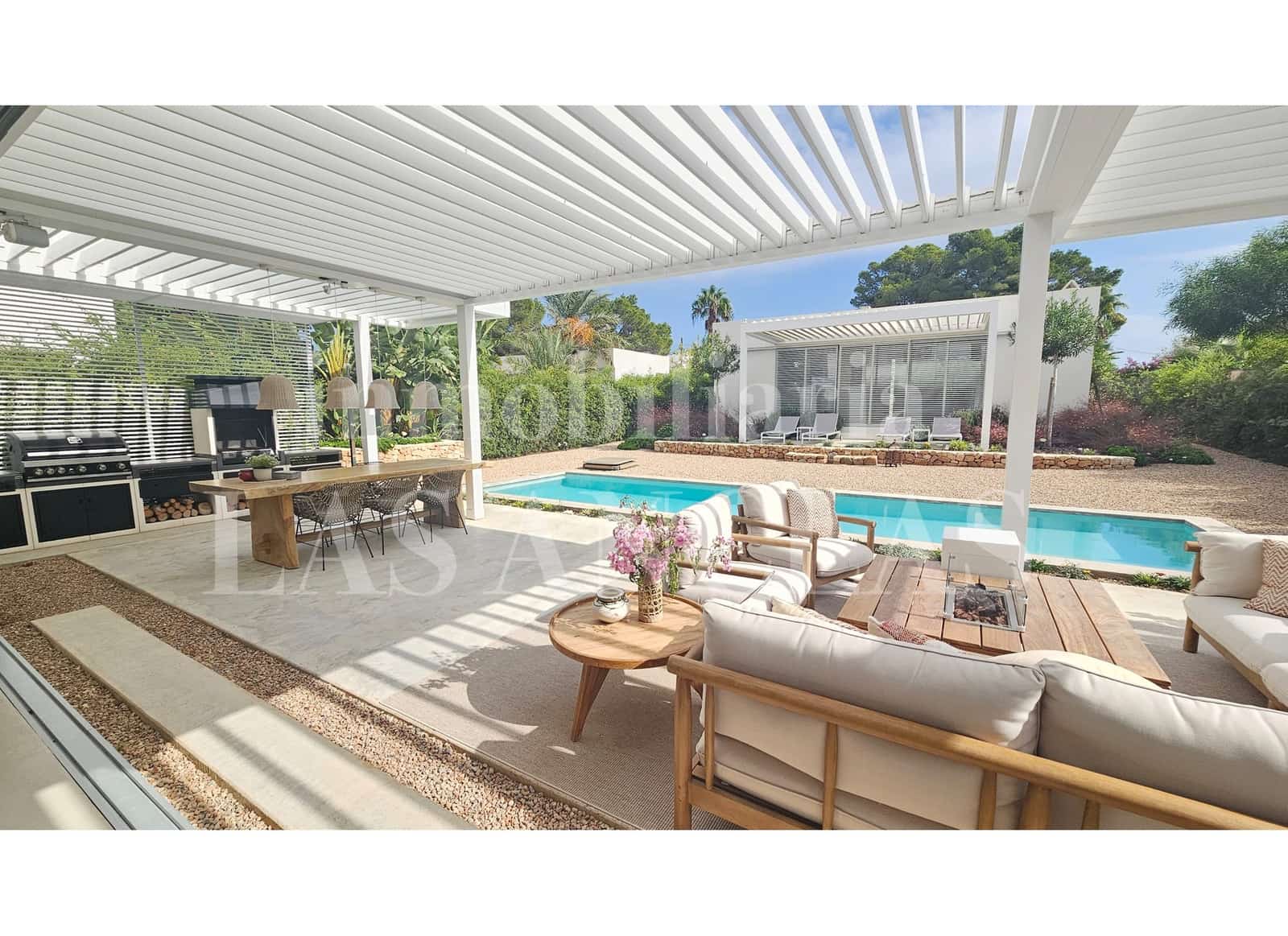 3 sovrum Villa till salu i Cala Llenya med pool - 2 680 000 € (Ref: 9553237)