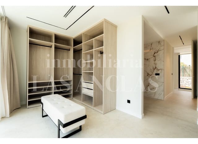 Chalet de 7 habitaciones en Santa Eulalia / Santa Eularia en venta con piscina - 6.800.000 € (Ref: 9559808)