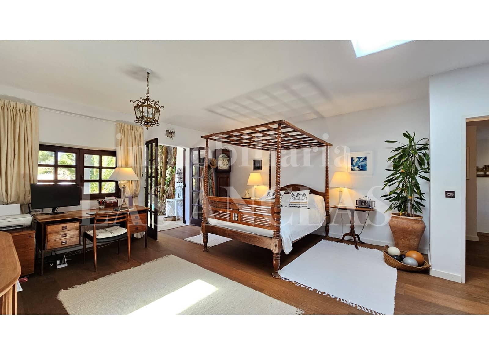 6 bedroom Finca/Country House for sale in San Jose / Sant Josep de Sa Talaia with garage - € 3,900,000 (Ref: 9585218)