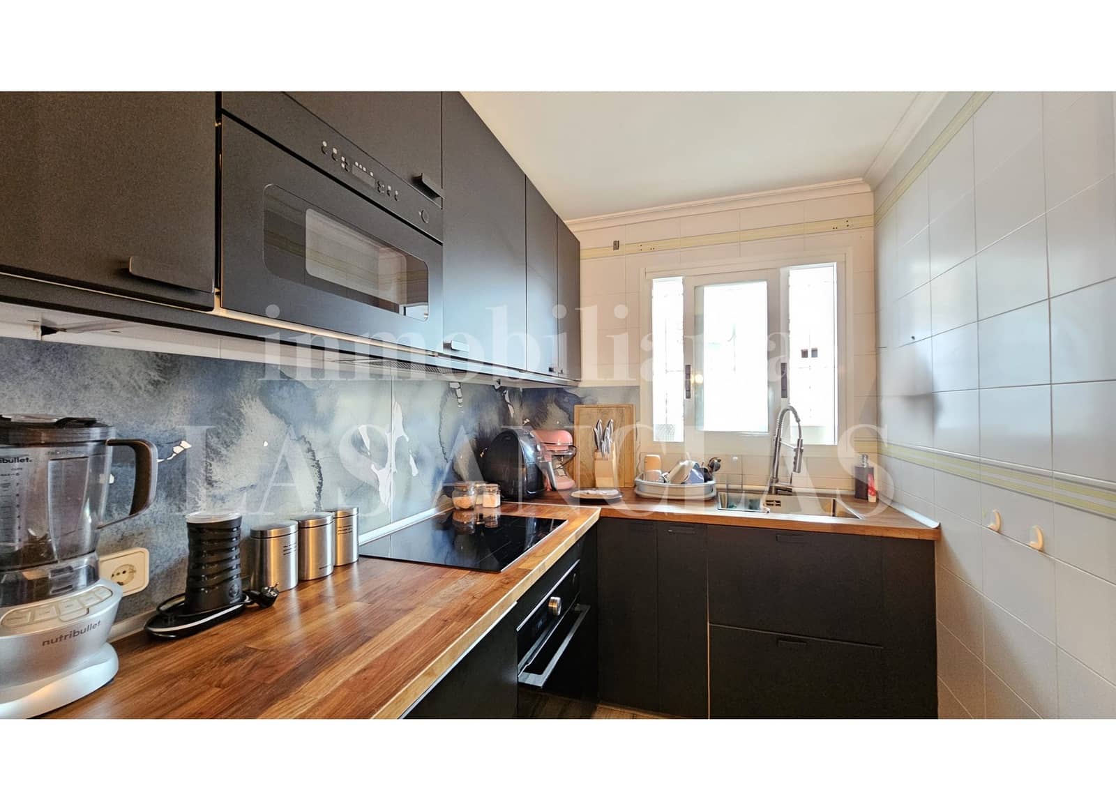 3 chambre Villa/Maison Mitoyenne à vendre à La Siesta avec garage - 1 850 000 € (Ref: 9585219)