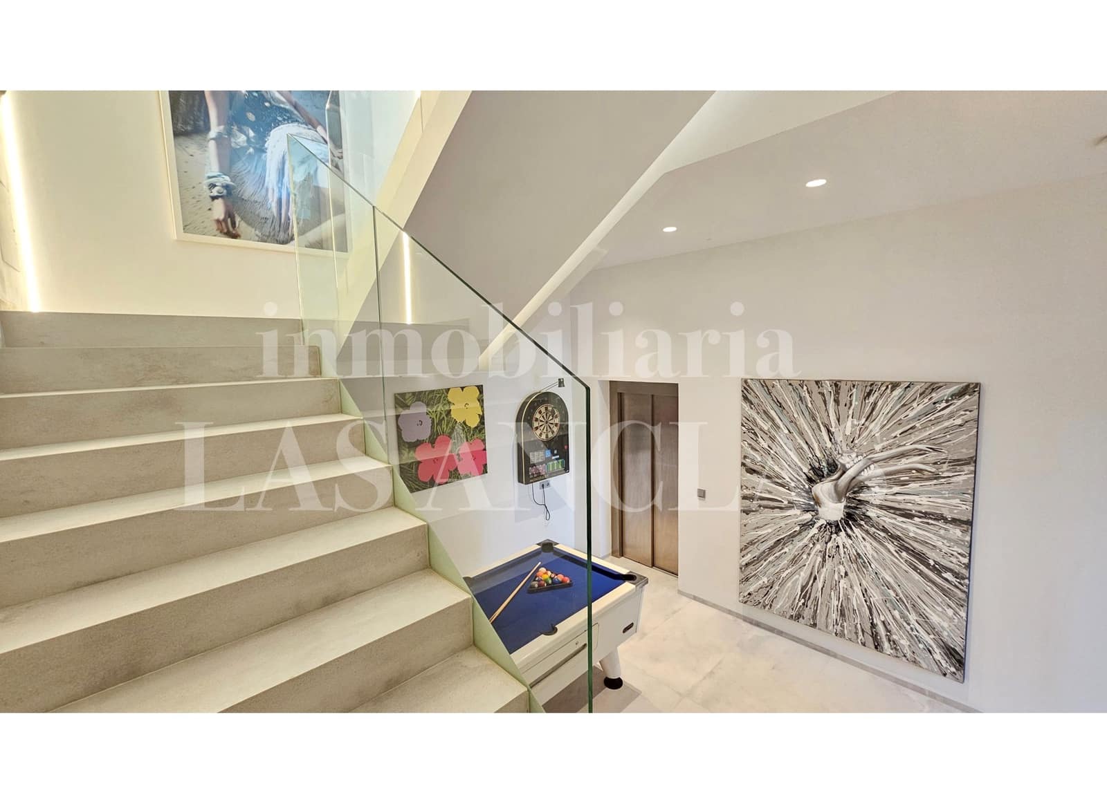 5 chambre Villa/Maison à vendre à Santa Eulalia / Santa Eularia avec piscine garage - 2 850 000 € (Ref: 9590337)