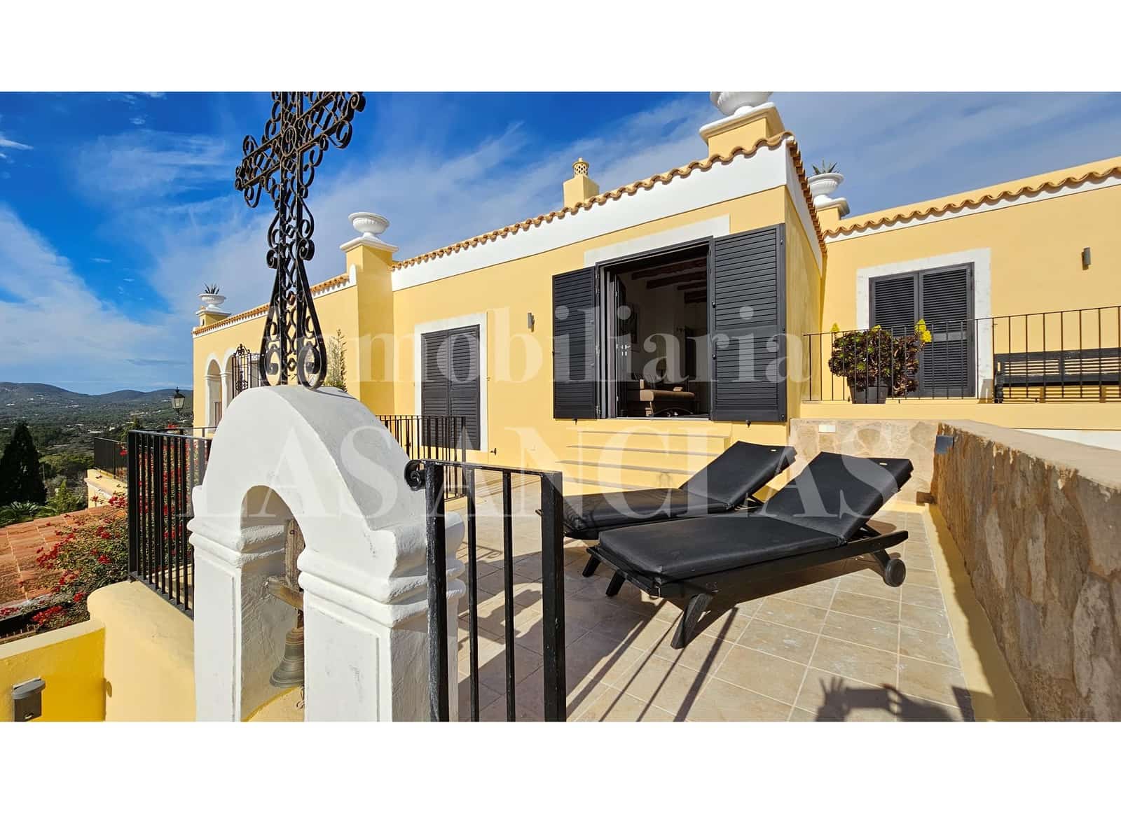 6 bedroom Finca/Country House for sale in San Jose / Sant Josep de Sa Talaia with pool - € 5,600,000 (Ref: 9603570)