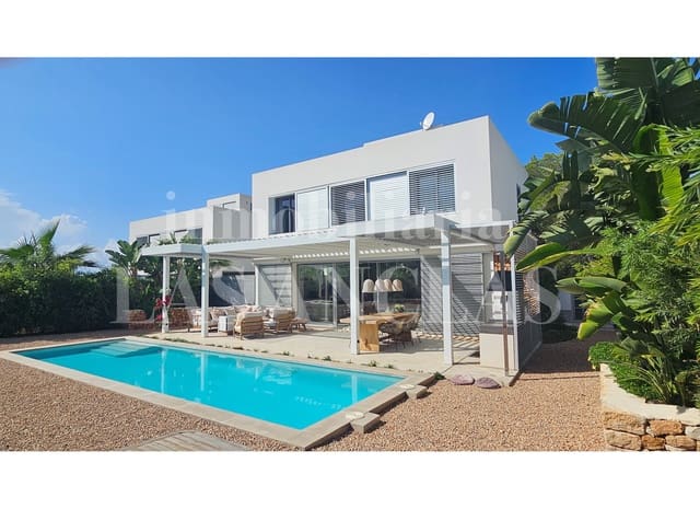 3 soverom Villa til salgs i Cala Llenya, Santa Eulalia / Santa Eularia med svømmebasseng - € 2 680 000 (Ref: 9635052)