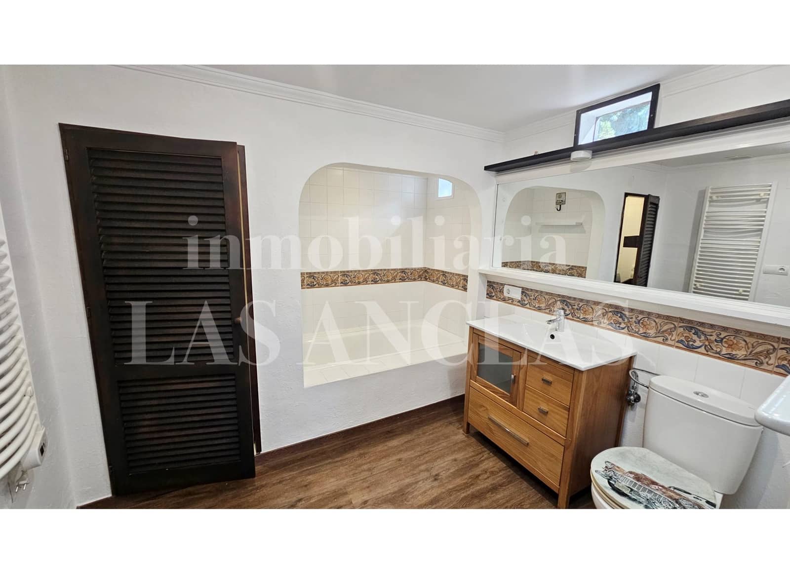 Chalet de 2 habitaciones en Santa Eulalia / Santa Eularia en venta con piscina - 1.275.000 € (Ref: 9646117)