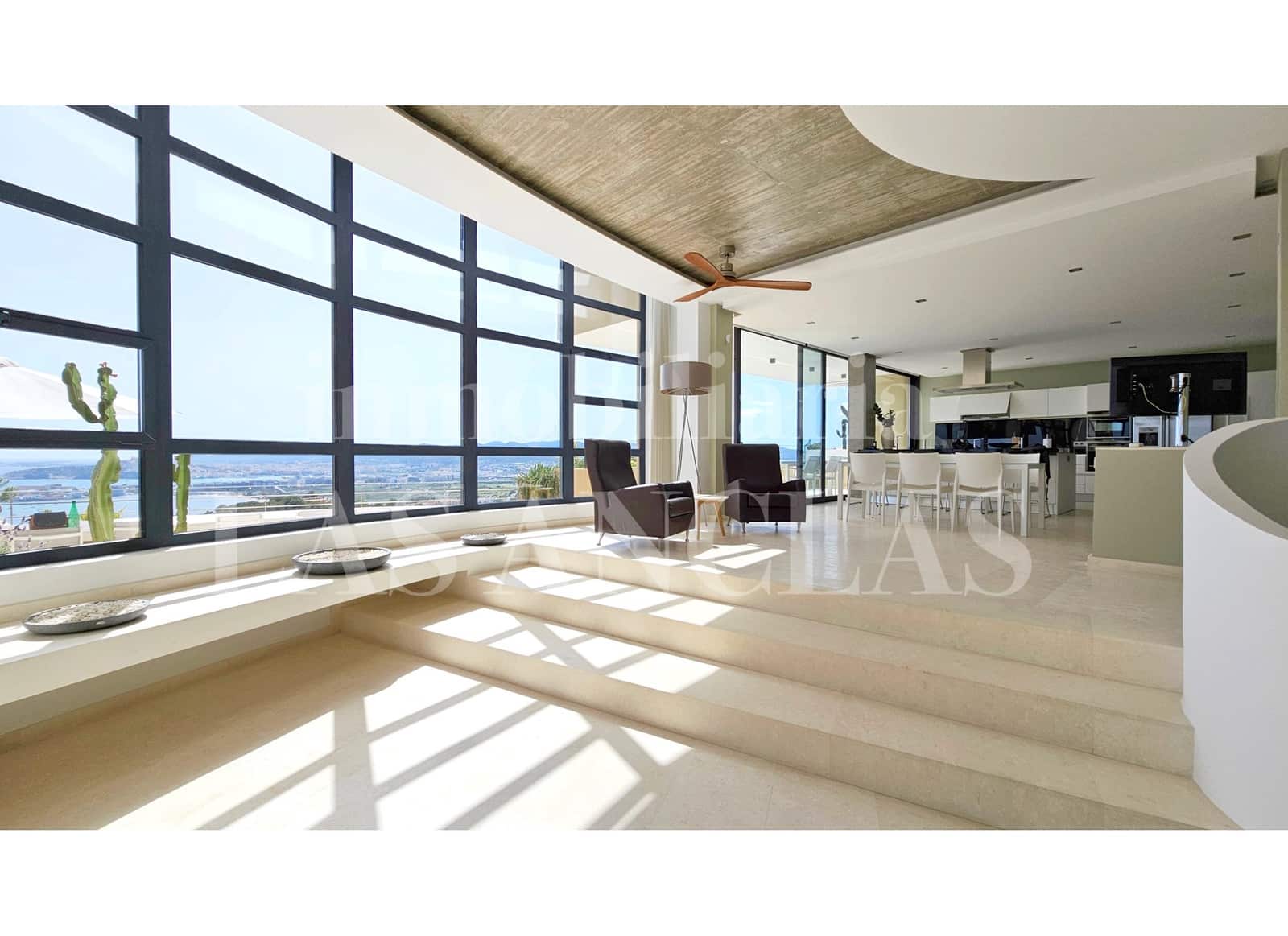 4 soveværelse Villa til salg i Talamanca med swimmingpool - € 10.900.000 (Ref: 9657878)