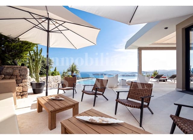 4 soveværelse Villa til salg i Talamanca, Ibiza by med swimmingpool - € 10.900.000 (Ref: 9657878)