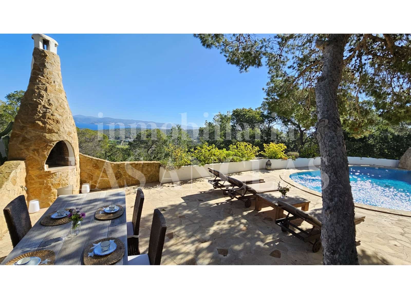 5 bedroom Villa for sale in Cala Conta with pool garage - € 2,295,000 (Ref: 9673634)