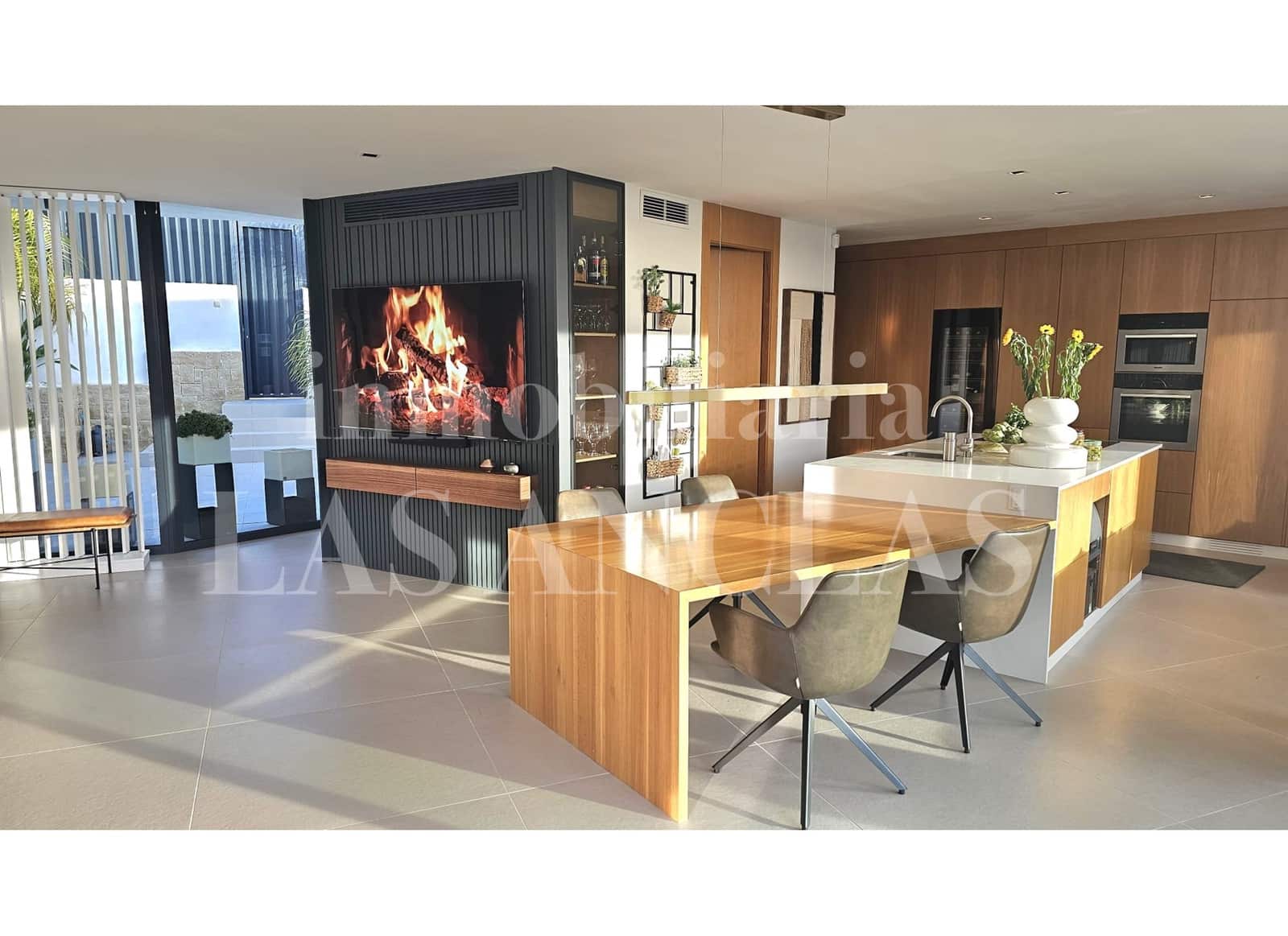 4 soveværelse Villa til salg i Altea med swimmingpool garage - € 3.150.000 (Ref: 9700155)