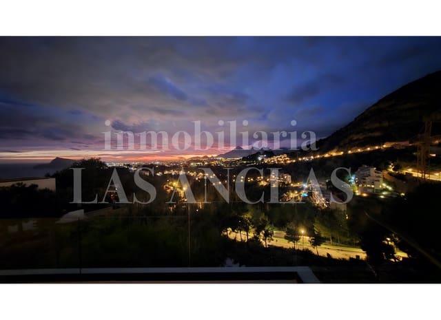 4 bedroom Villa for sale in Altea with pool garage - € 3,150,000 (Ref: 9700155)