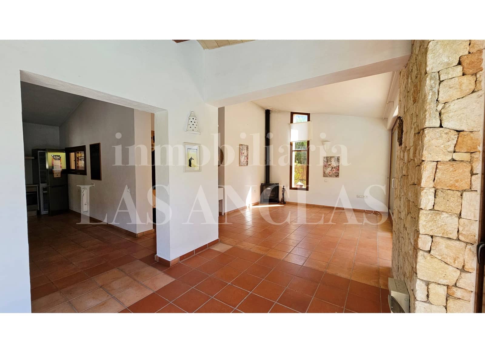 2 bedroom Villa for sale in Cala Llonga with pool - € 1,295,000 (Ref: 9714298)