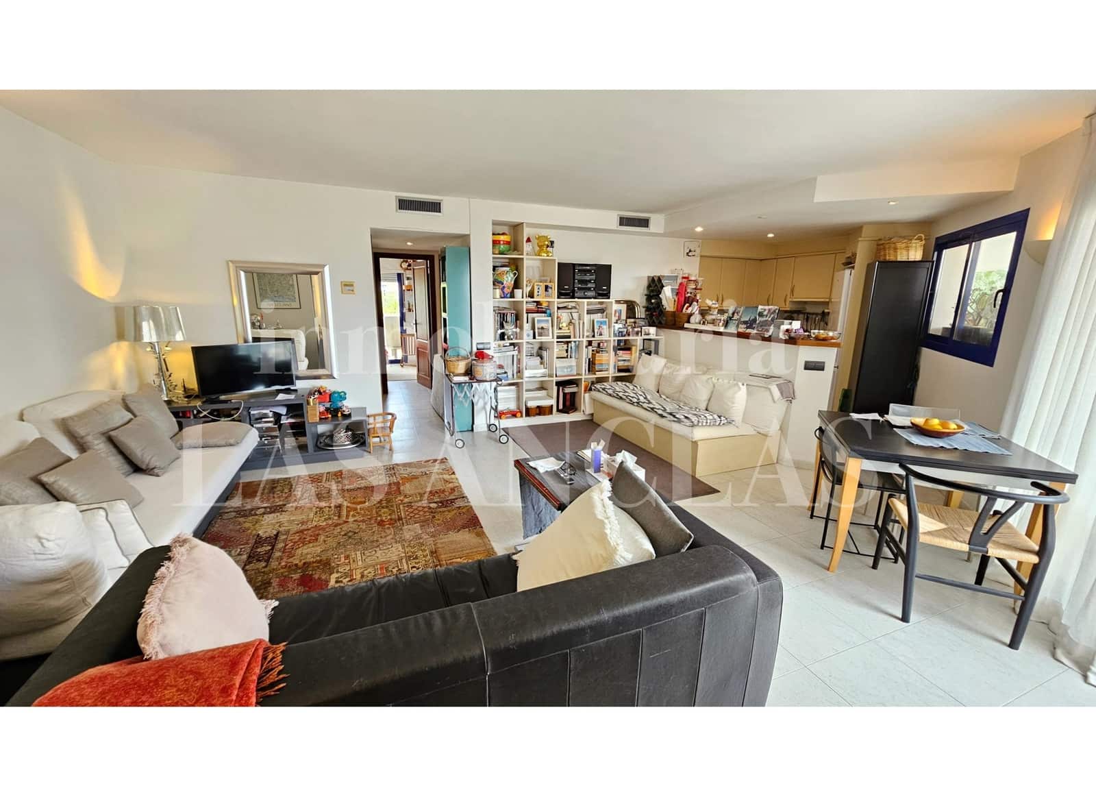 2 bedroom Flat for sale in Talamanca with garage - € 760,000 (Ref: 9720944)