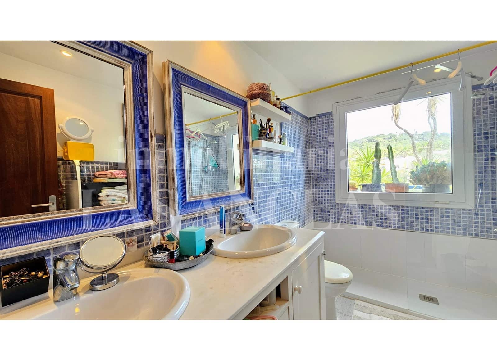 2 bedroom Flat for sale in Talamanca with garage - € 760,000 (Ref: 9720944)