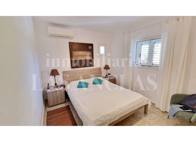 4 soverom Villa til salgs i Cala Salada, Sant Antoni de Portmany med svømmebasseng garasje - € 1 950 000 (Ref: 9771973)