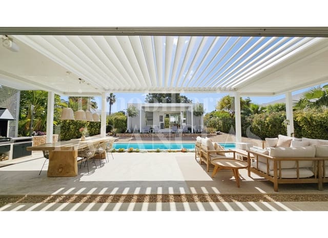 3 soveværelse Villa til salg i Cala Llenya, Santa Eulalia / Santa Eularia med swimmingpool - € 2.680.000 (Ref: 9777296)