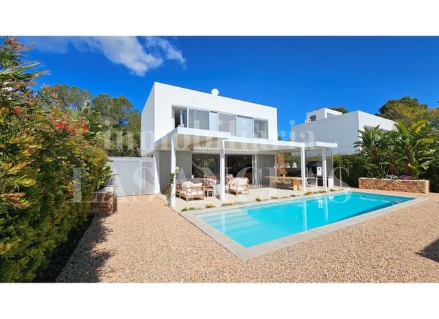 3 soveværelse Villa til salg i Cala Llenya, Santa Eulalia / Santa Eularia med swimmingpool - € 2.680.000 (Ref: 9777296)