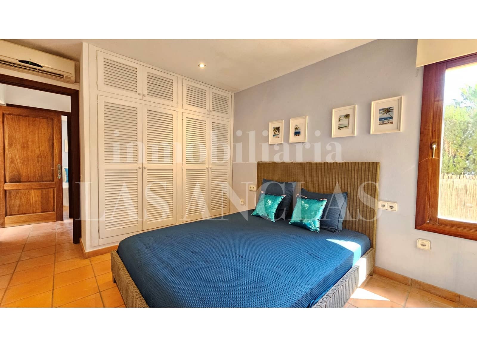 2 soveværelse Villa til salg i Cala Llonga med swimmingpool - € 1.295.000 (Ref: 9787859)