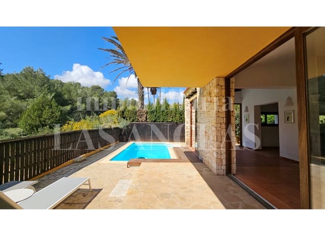 2 soveværelse Villa til salg i Cala Llonga, Santa Eulalia / Santa Eularia med swimmingpool - € 1.295.000 (Ref: 9787859)