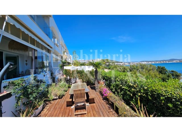 3 slaapkamer Rijtjeshuis te koop in La Siesta, Santa Eulalia / Santa Eularia met garage - € 1.850.000 (Ref: 9787943)