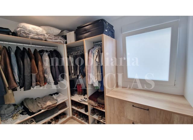 1 camera da letto Attico in vendita in Santa Gertrudis de Fruitera, Santa Eulalia / Santa Eularia con garage - 797.000 € (Rif: 9802775)