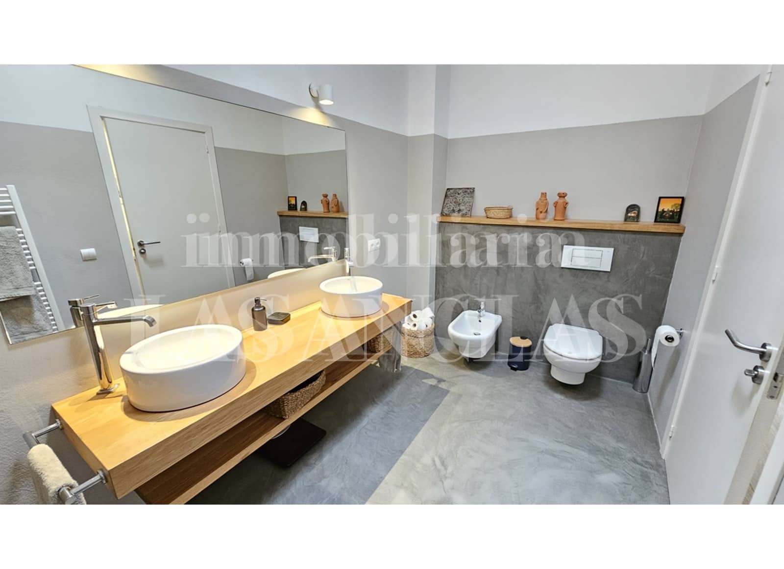Finca/Casa Rural de 6 habitaciones en Nuestra Señora de Jesus en venta con piscina - 3.500.000 € (Ref: 9815262)