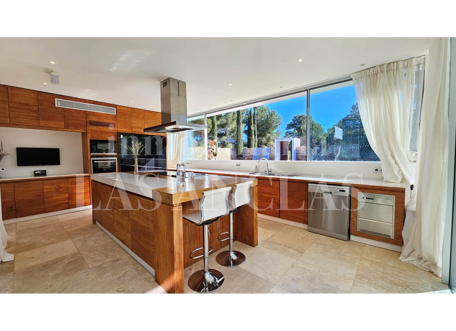 5 bedroom Villa for sale in San Jose / Sant Josep de Sa Talaia with pool garage - € 8,900,000 (Ref: 9819547)