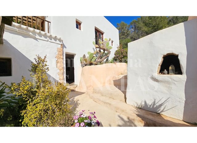 6 soveværelse Finca/Landehus til salg i Nuestra Señora de Jesus, Santa Eulalia / Santa Eularia - € 3.500.000 (Ref: 9819686)