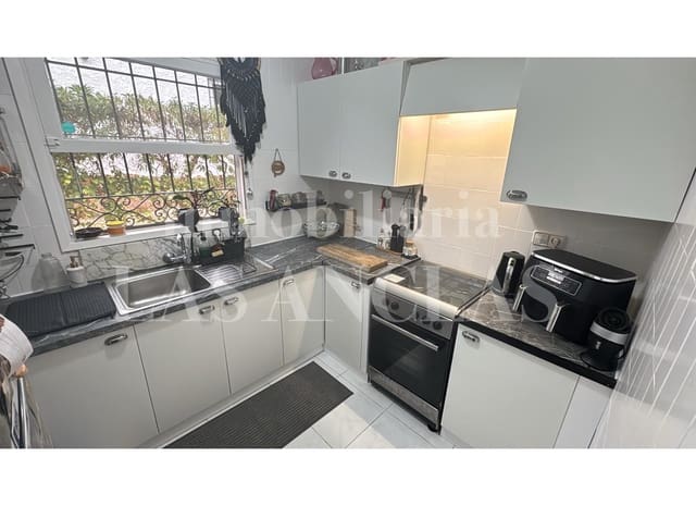 2 slaapkamer Rijtjeshuis te koop in Talamanca, Ibiza dorp - € 900.000 (Ref: 9821567)