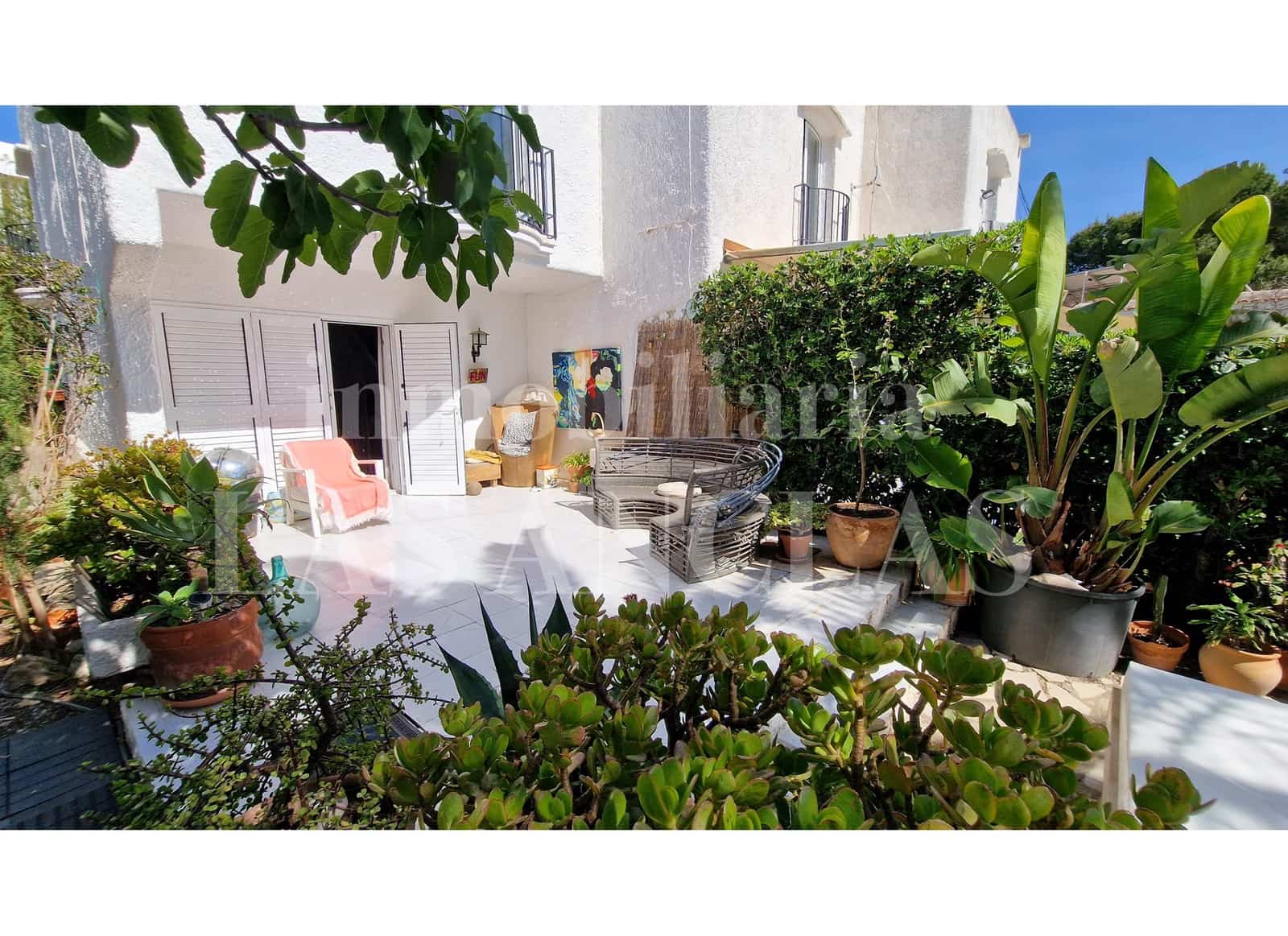 Adosado de 2 habitaciones en Talamanca en venta - 900.000 € (Ref: 9821567)