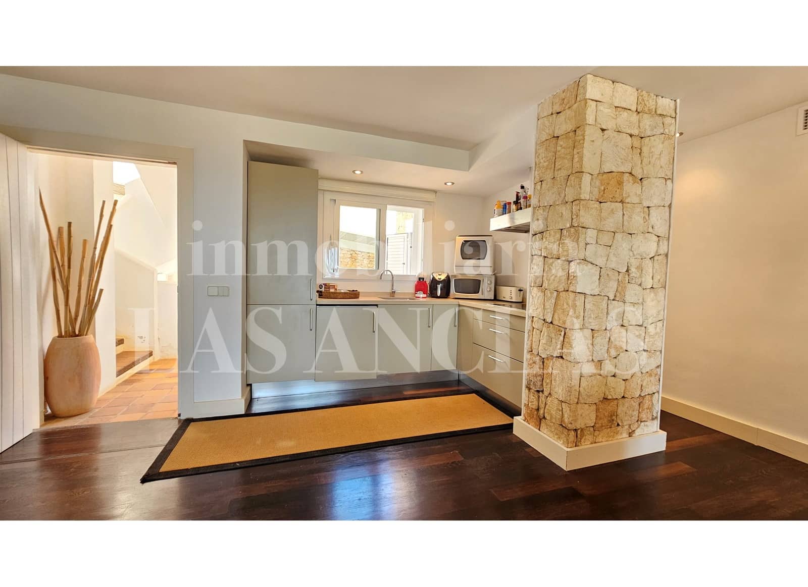1 bedroom Flat for sale in Roca Llisa with pool - € 765,000 (Ref: 9854557)