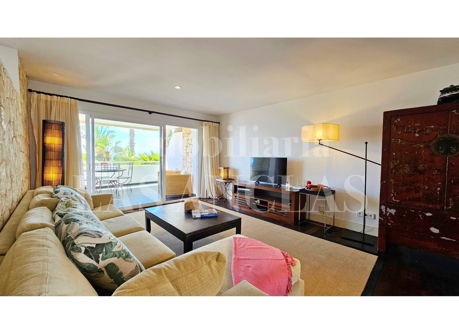 1 bedroom Flat for sale in Roca Llisa with pool - € 765,000 (Ref: 9854557)