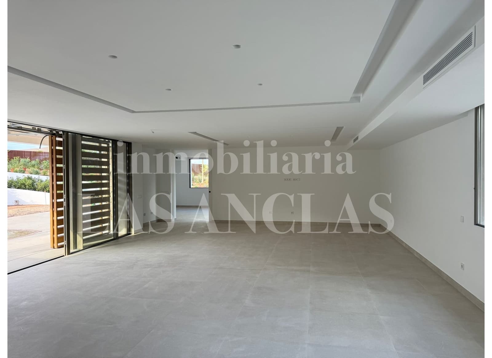 6 bedroom Villa for sale in Nuestra Senora de Jesus with pool garage - € 5,700,000 (Ref: 9867918)