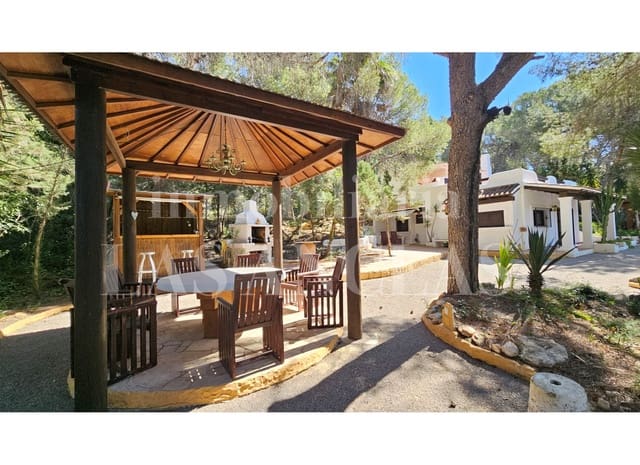 2 sypialnia Willa na sprzedaż w Santa Eulalia / Santa Eularia z basenem - 1 275 000 € (Ref: 9875292)