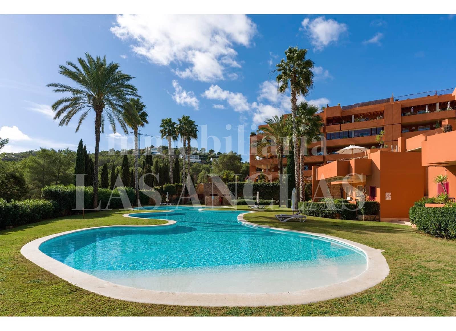 2 chambre Penthouse à vendre à Santa Eulalia / Santa Eularia avec piscine - 990 000 € (Ref: 9905299)