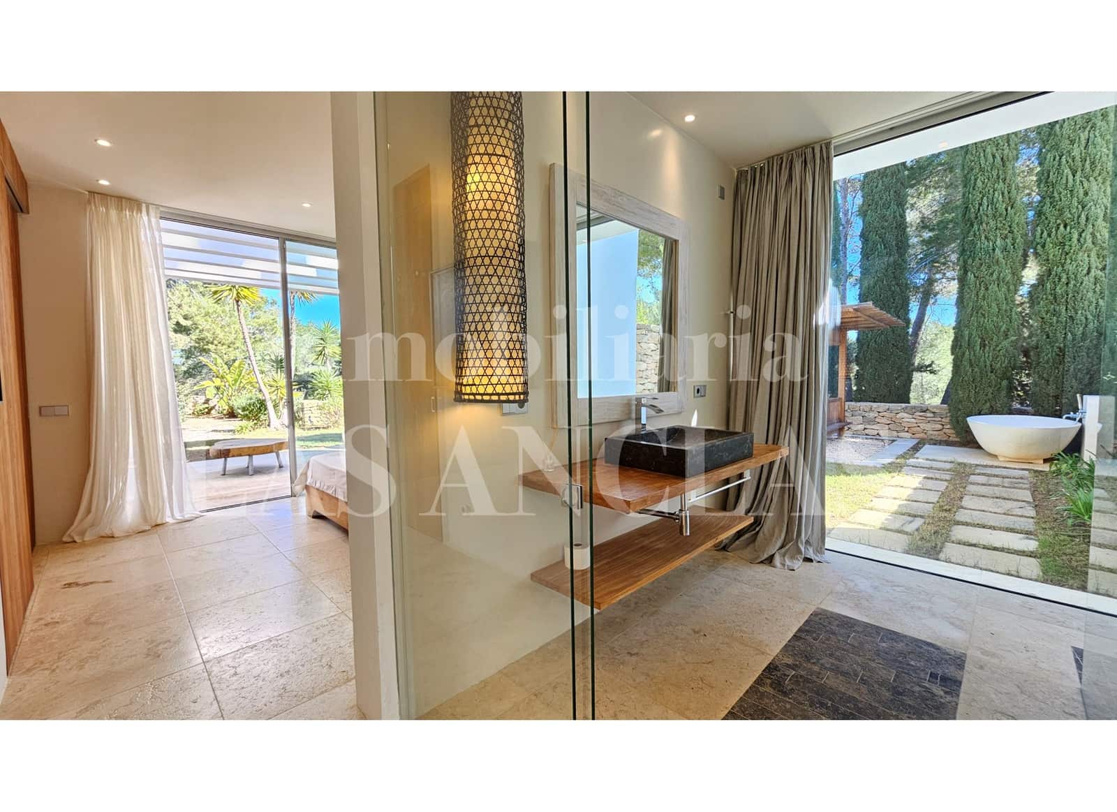 5 makuuhuone Huvila myytävänä paikassa San Jose / Sant Josep de Sa Talaia mukana uima-altaan 
autotalli - 8 900 000 € (Ref: 9909798)