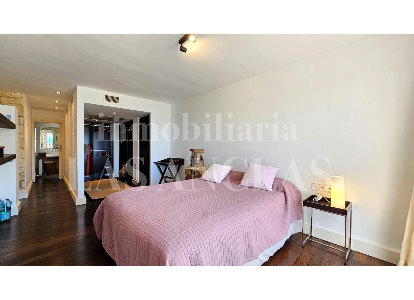 1 Zimmer Wohnung zu verkaufen in Roca Llisa mit Pool - 765.000 € (Ref: 9914792)