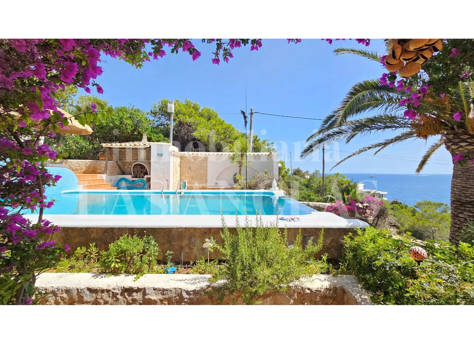 3 slaapkamer Villa te koop in Ibiza dorp met zwembad garage - € 1.790.000 (Ref: 9923040)