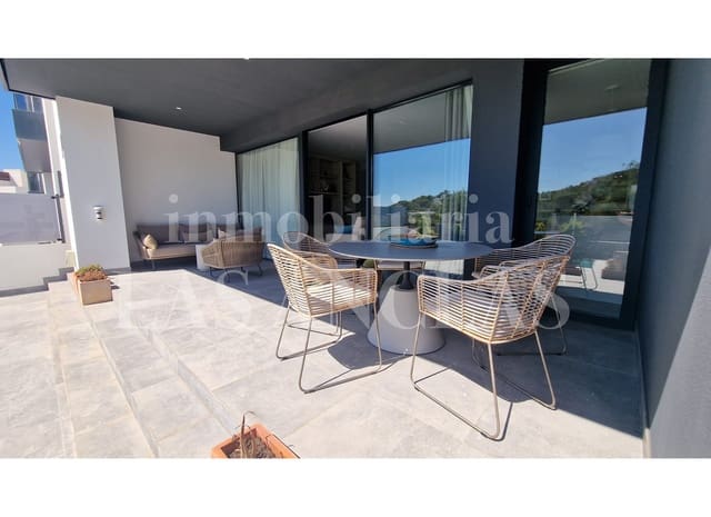 3 soverom Leilighet til salgs i Talamanca, Ibiza by med svømmebasseng garasje - € 1 400 000 (Ref: 9926443)