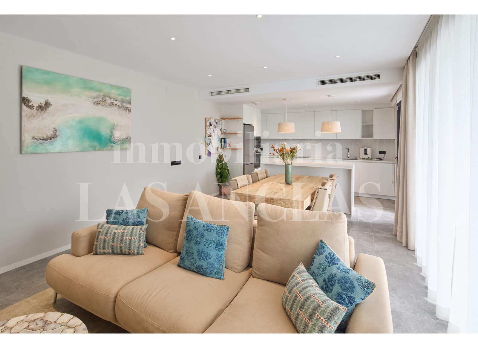 3 soverom Leilighet til salgs i Talamanca med svømmebasseng garasje - € 1 400 000 (Ref: 9926443)
