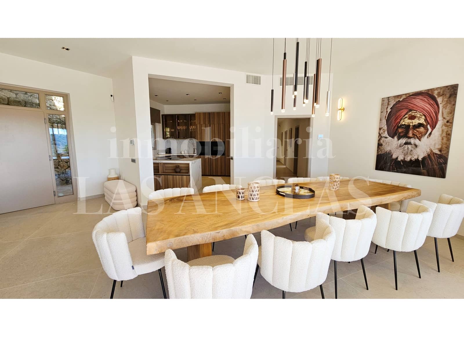 Chalet de 9 habitaciones en Nuestra Señora de Jesus en venta con piscina garaje - 7.900.000 € (Ref: 9965775)