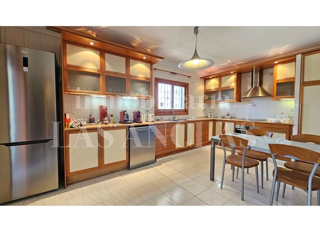 5 soverom Villa til salgs i Nuestra Señora de Jesus, Santa Eulalia / Santa Eularia med svømmebasseng garasje - € 4 200 000 (Ref: 9969101)