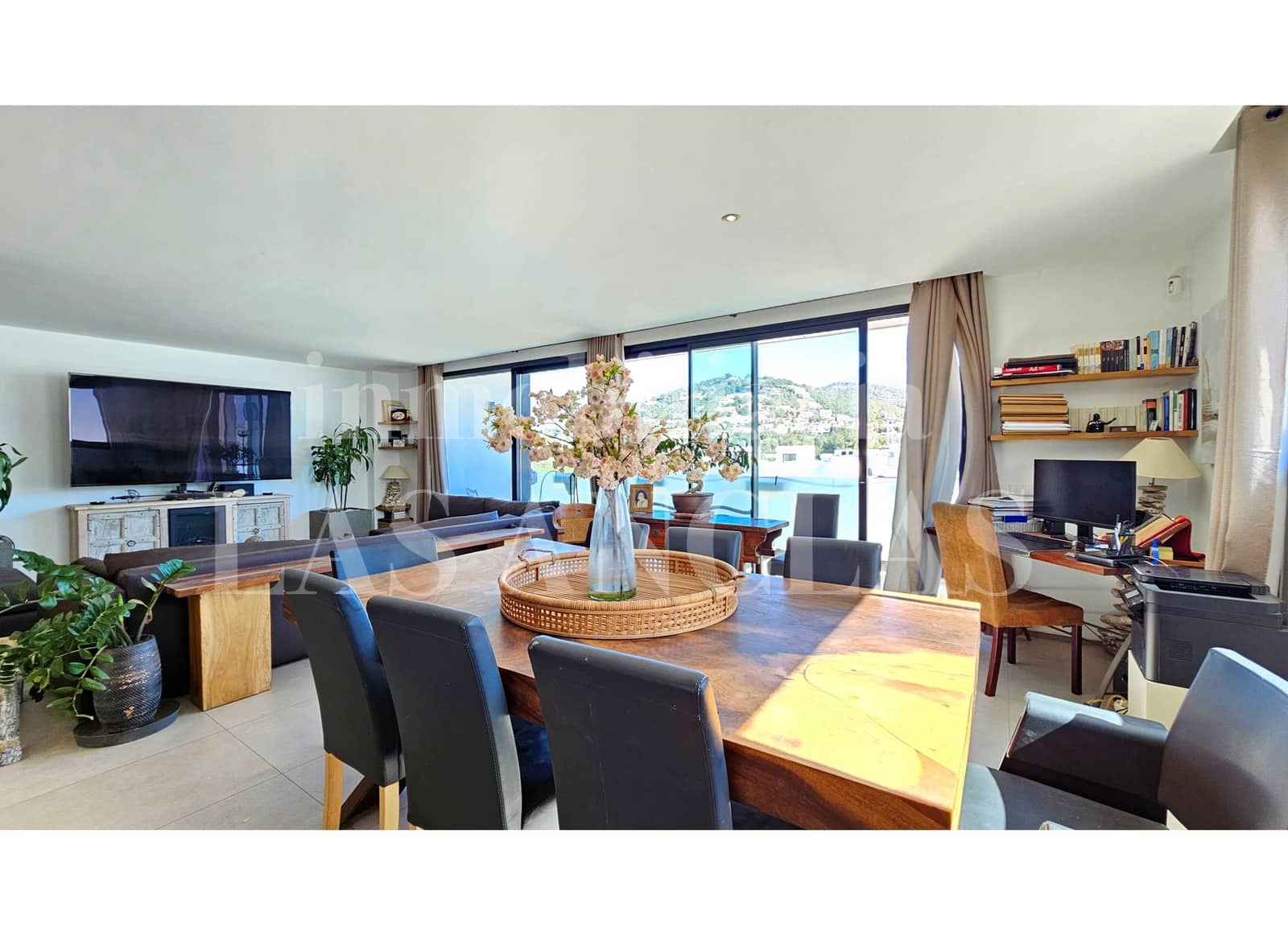2 sovrum Semi-fristående Villa till salu i Talamanca med pool garage - 1 790 000 € (Ref: 9981673)