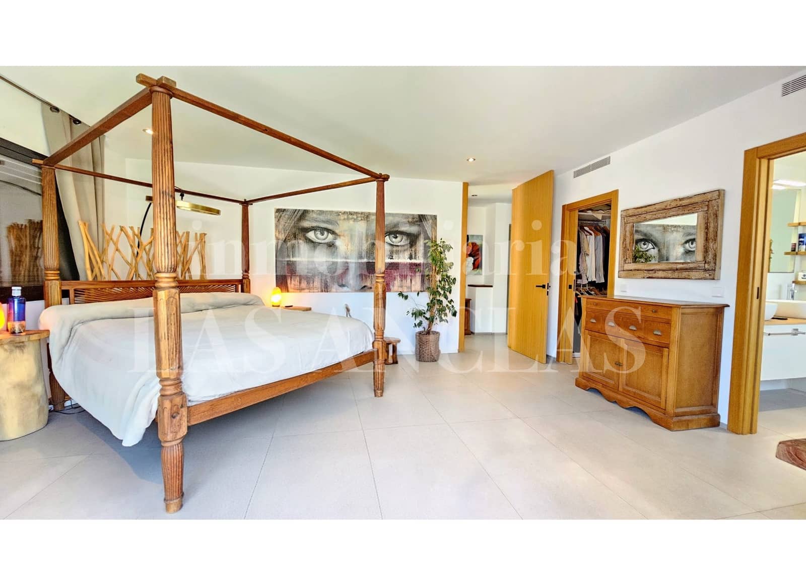 2 sovrum Semi-fristående Villa till salu i Talamanca med pool garage - 1 790 000 € (Ref: 9981673)